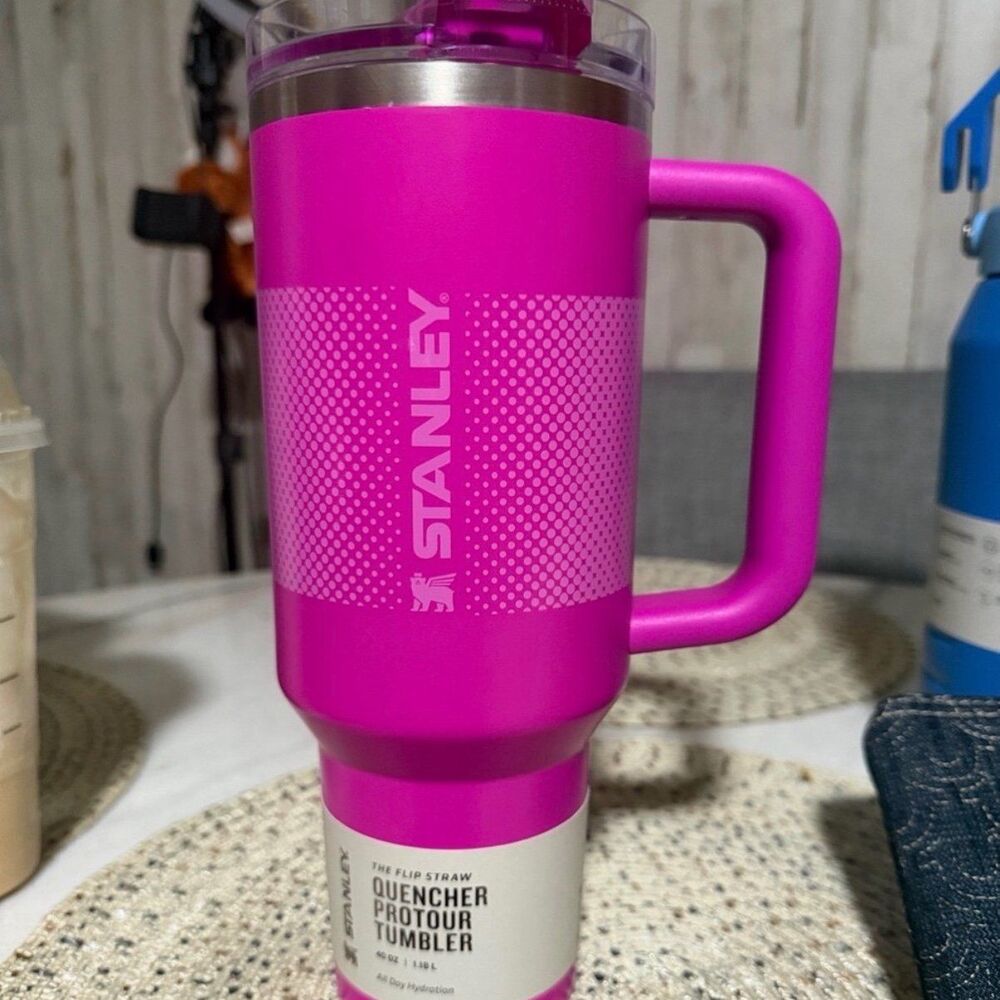 Stanley 40oz Hot Pink Insulated Travel Tumbler with Flip Straw & Handle, NWT